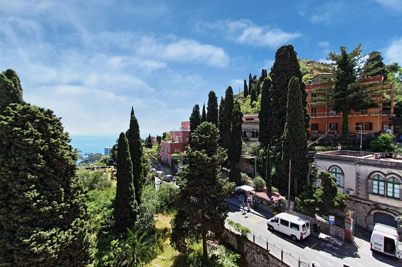 Innpiero Taormina Luaran gambar