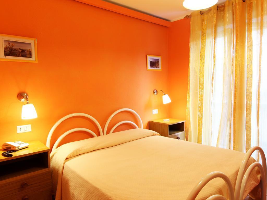 Innpiero Taormina Bilik gambar