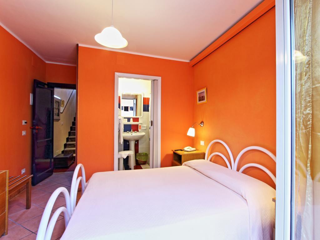 Innpiero Taormina Bilik gambar