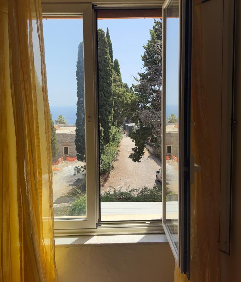 Innpiero Taormina Luaran gambar