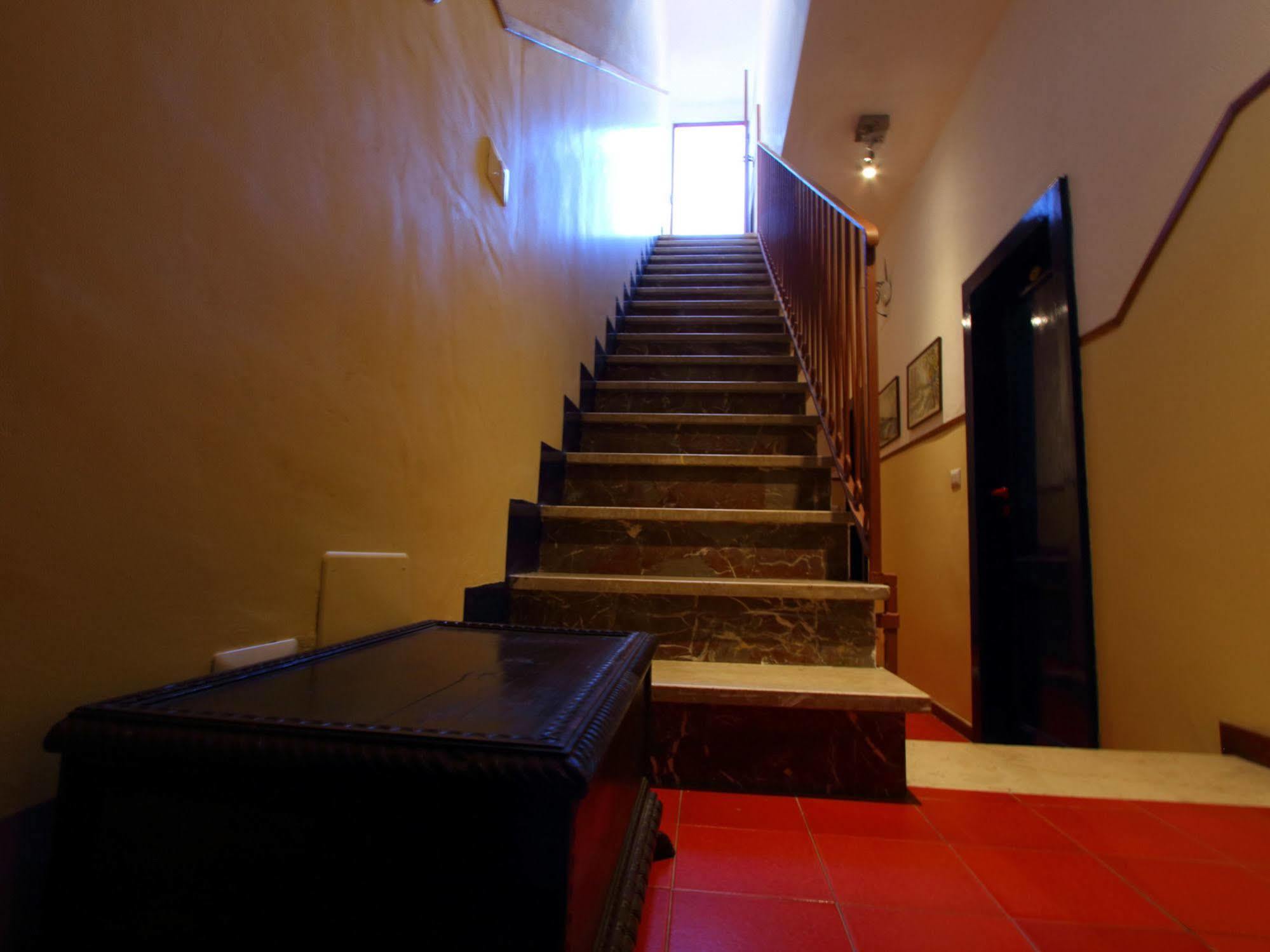Innpiero Taormina Luaran gambar